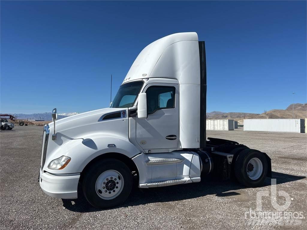 Kenworth T680 Седельные тягачи