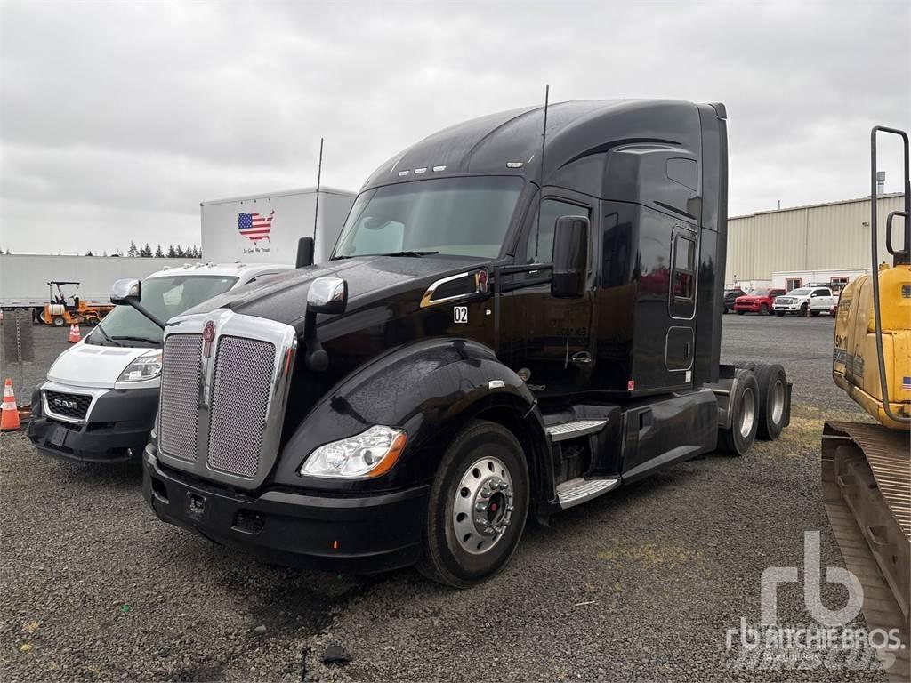 Kenworth T680 Седельные тягачи