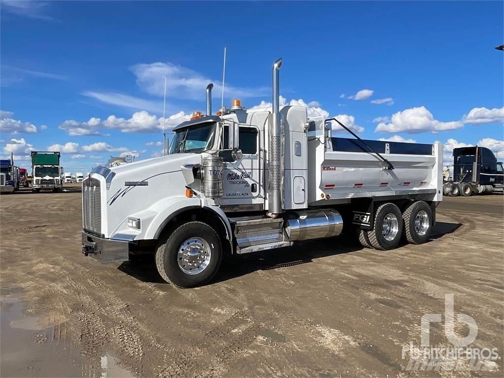 Kenworth T800 Грузовики-Самосвалы