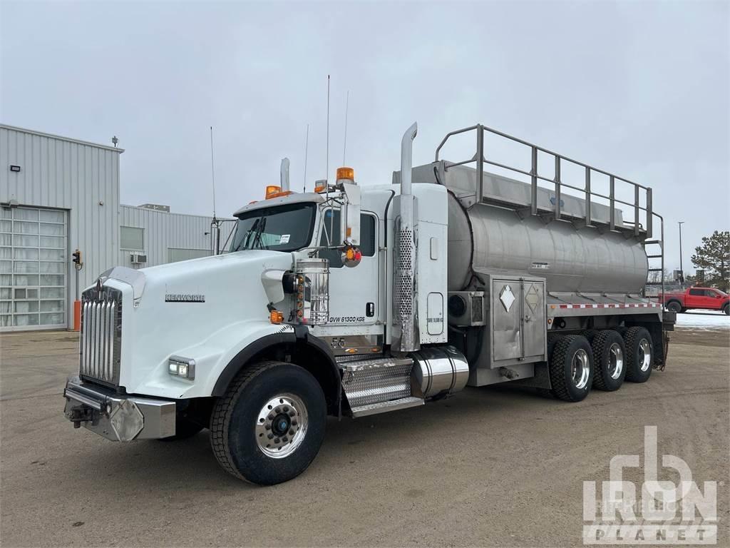 Kenworth T800 Грузовики-цистерны