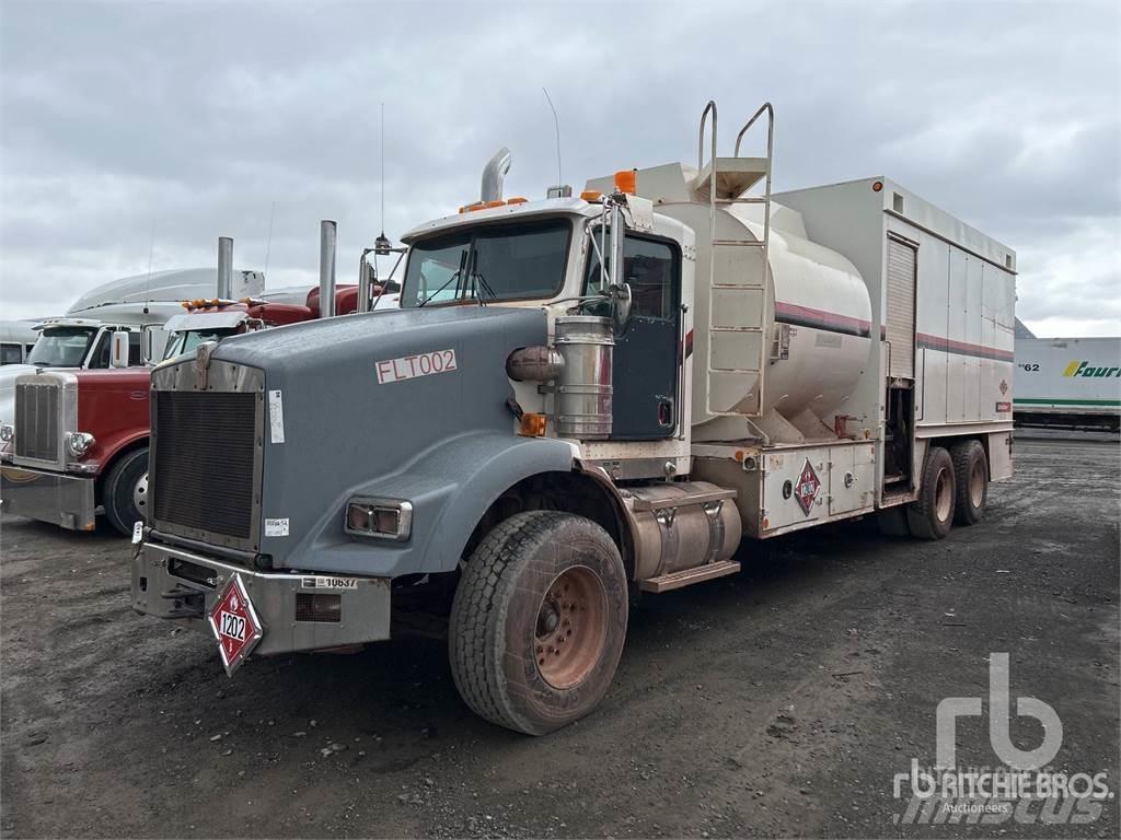 Kenworth T800 Грузовики-цистерны