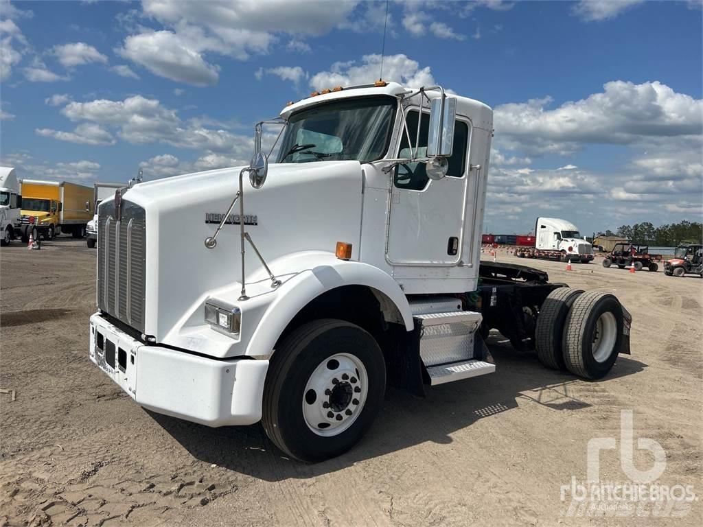 Kenworth T800 Седельные тягачи