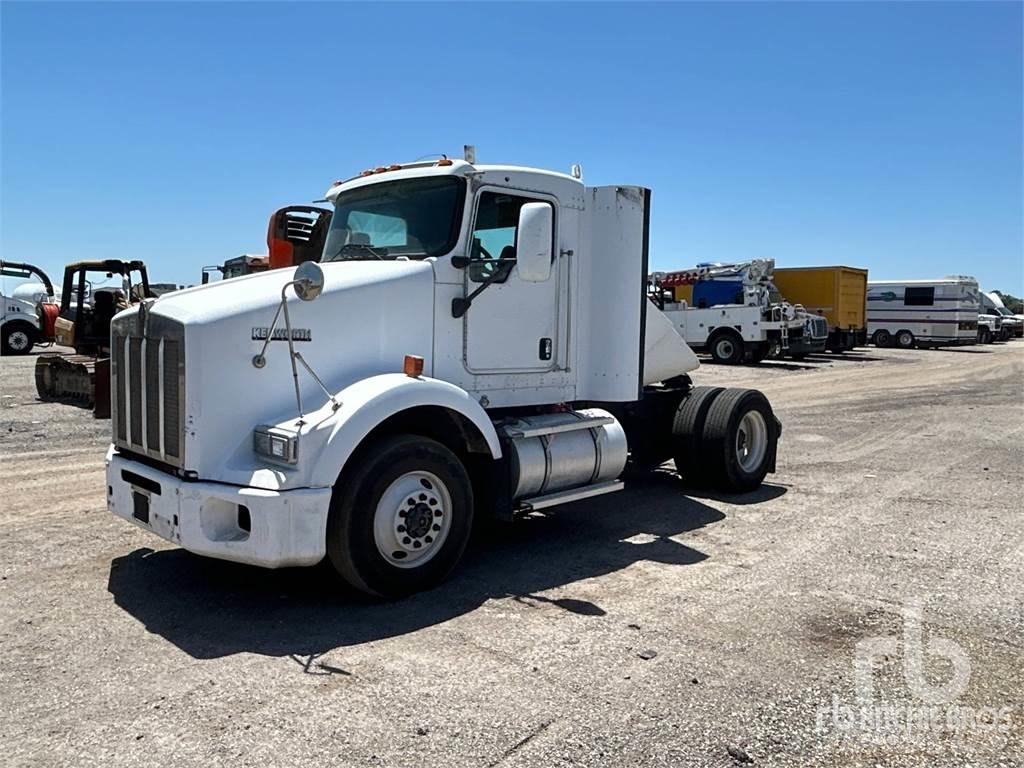 Kenworth T800 Седельные тягачи