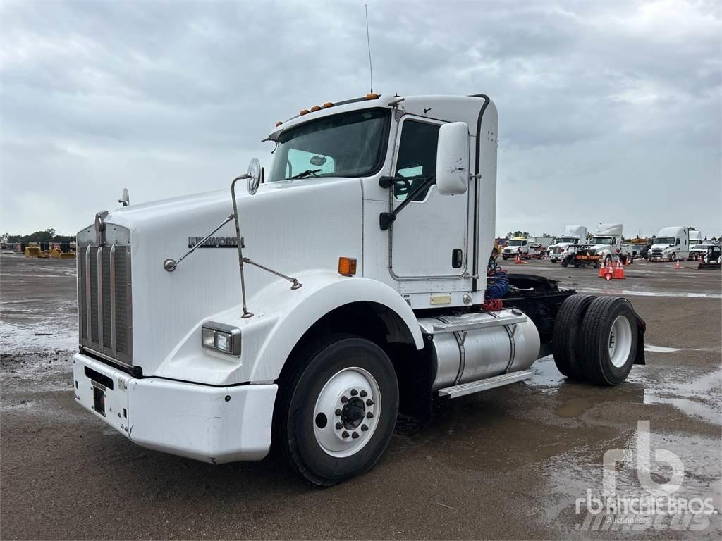 Kenworth T800 Седельные тягачи