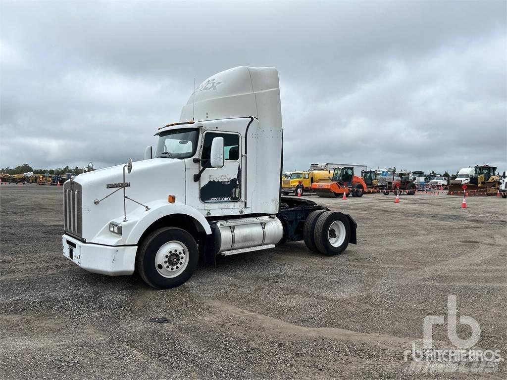 Kenworth T800 Седельные тягачи