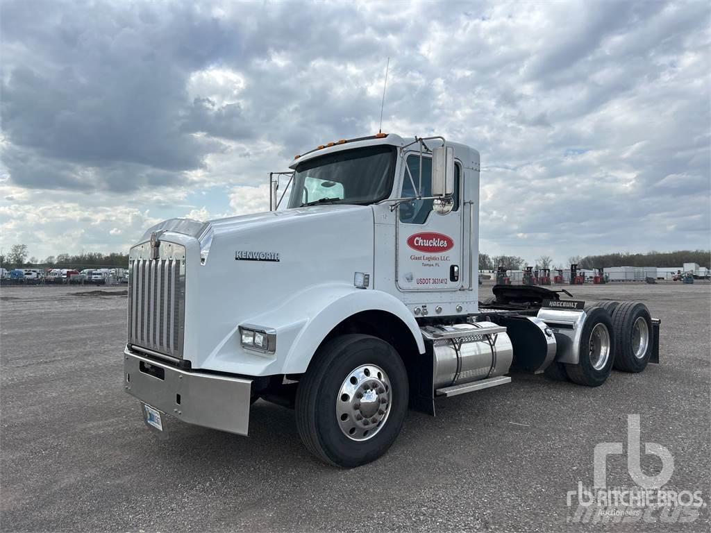 Kenworth T800 Седельные тягачи