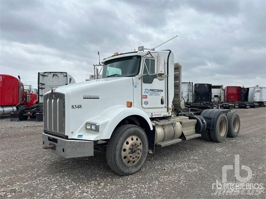 Kenworth T800 Седельные тягачи