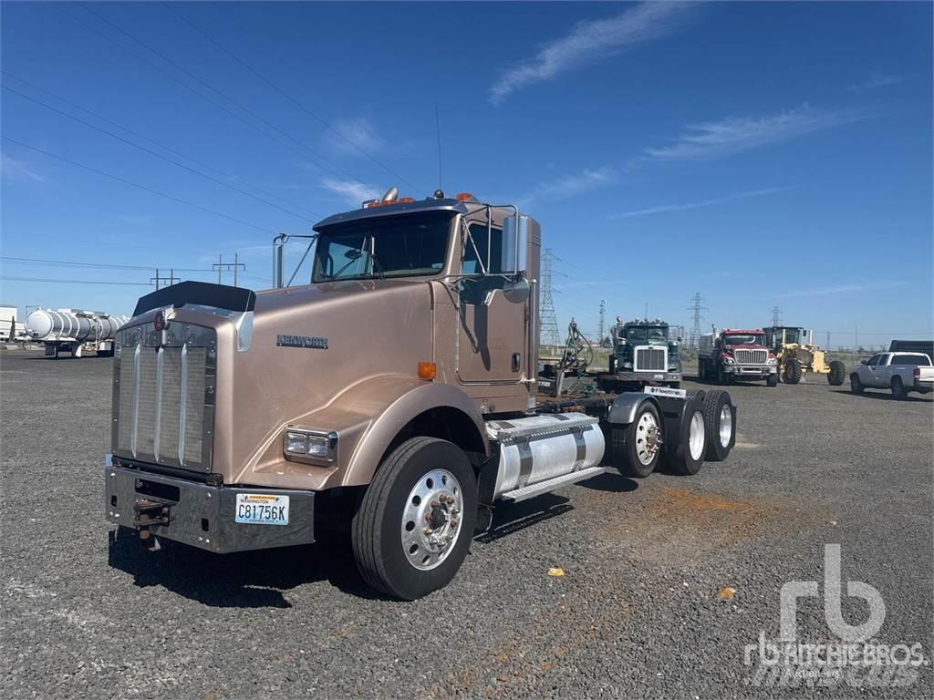 Kenworth T800 Седельные тягачи