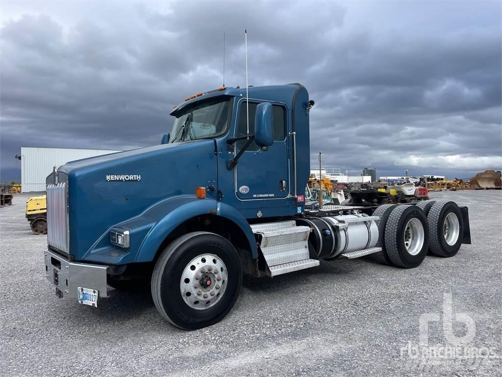 Kenworth T800 Седельные тягачи