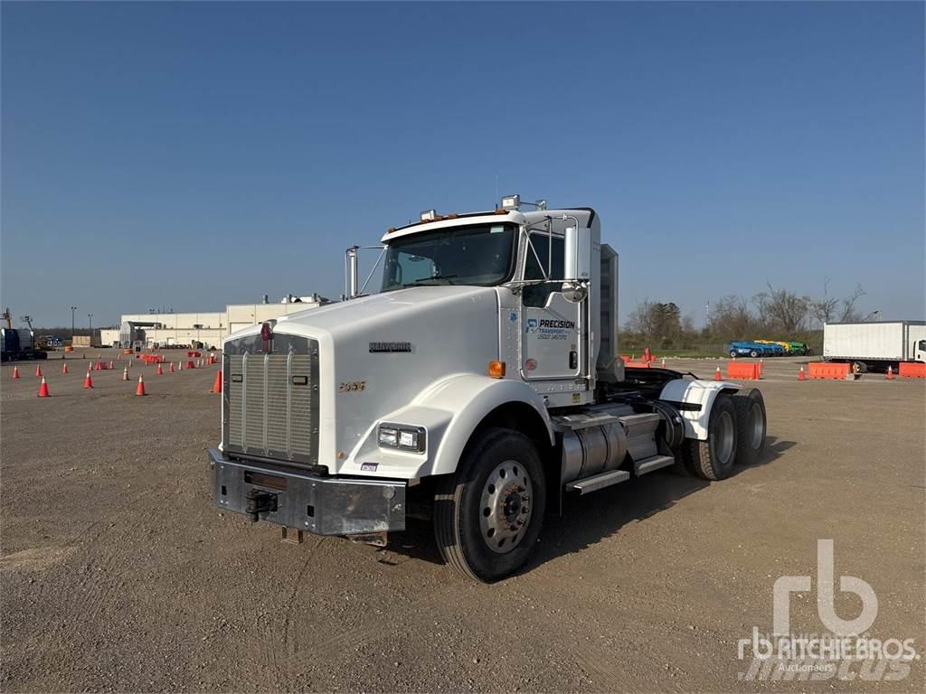 Kenworth T800 Седельные тягачи
