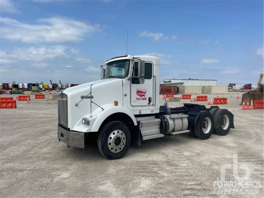 Kenworth T800 Седельные тягачи