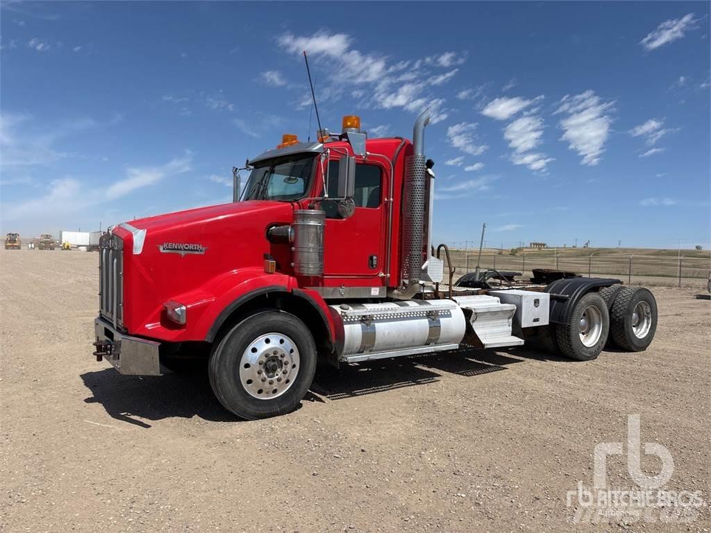Kenworth T800 Седельные тягачи
