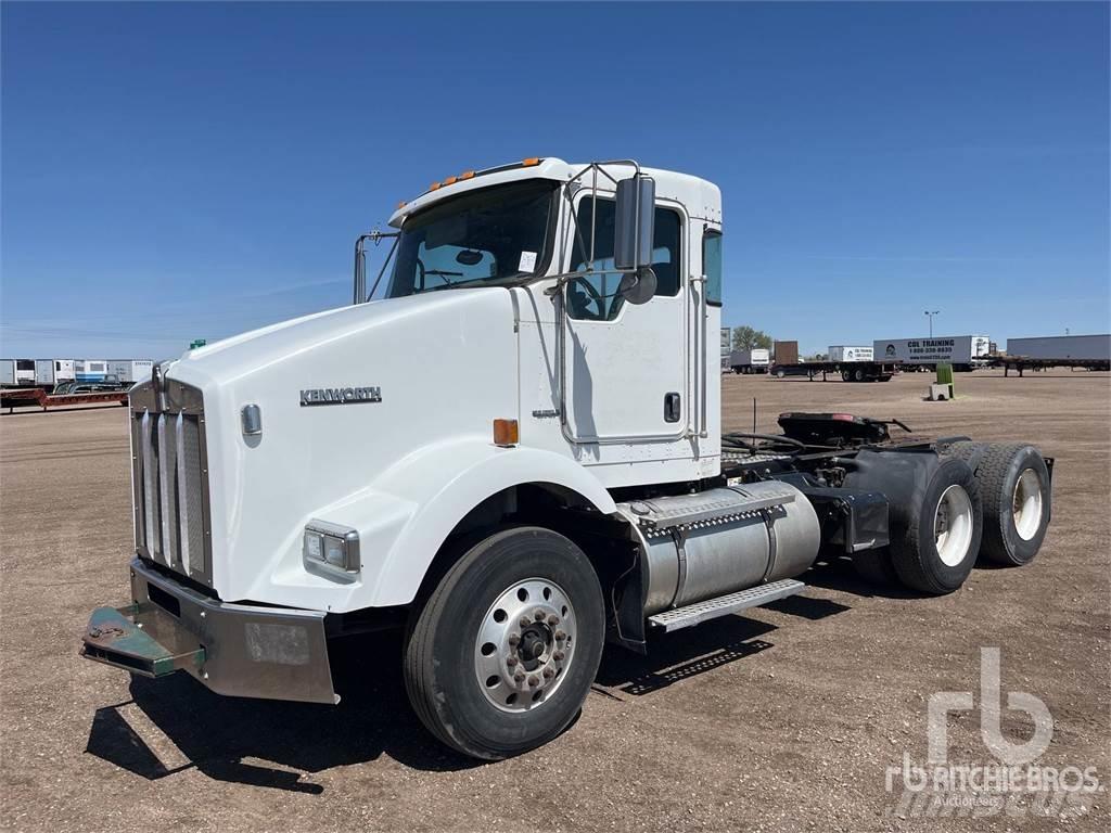 Kenworth T800 Седельные тягачи