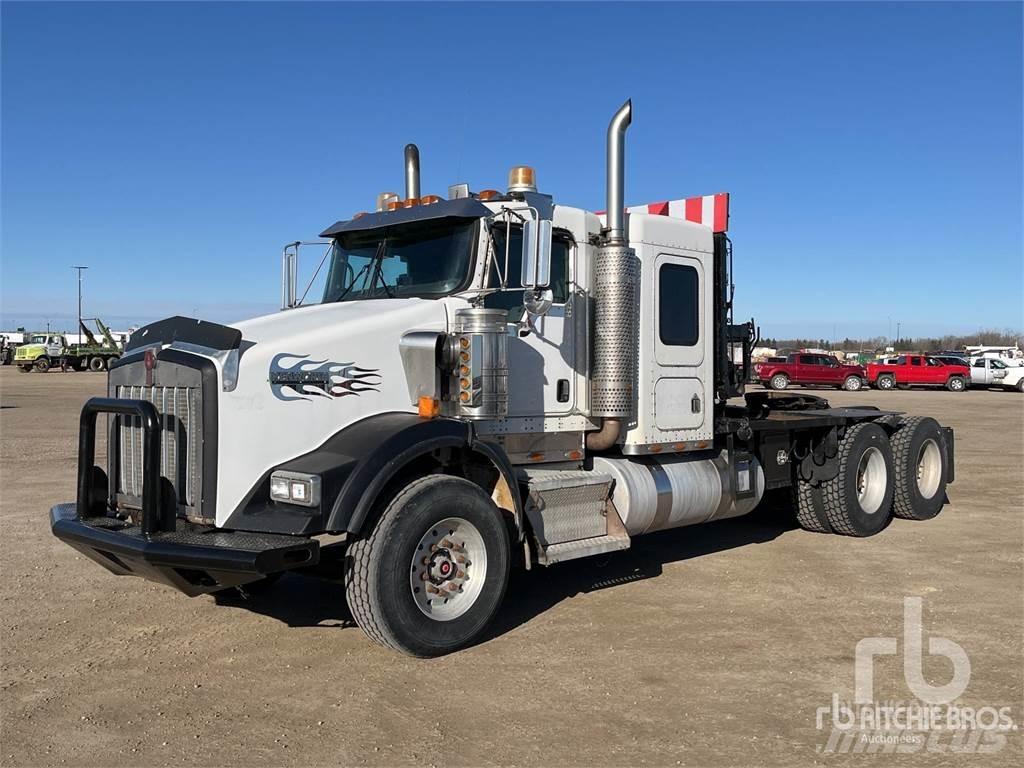 Kenworth T800B Бортовые грузовики