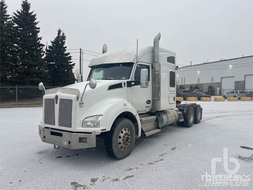 Kenworth T880 Седельные тягачи