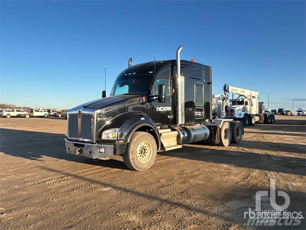 Kenworth T880 Седельные тягачи