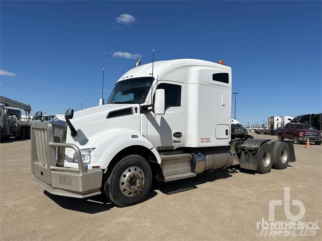 Kenworth T880 Седельные тягачи