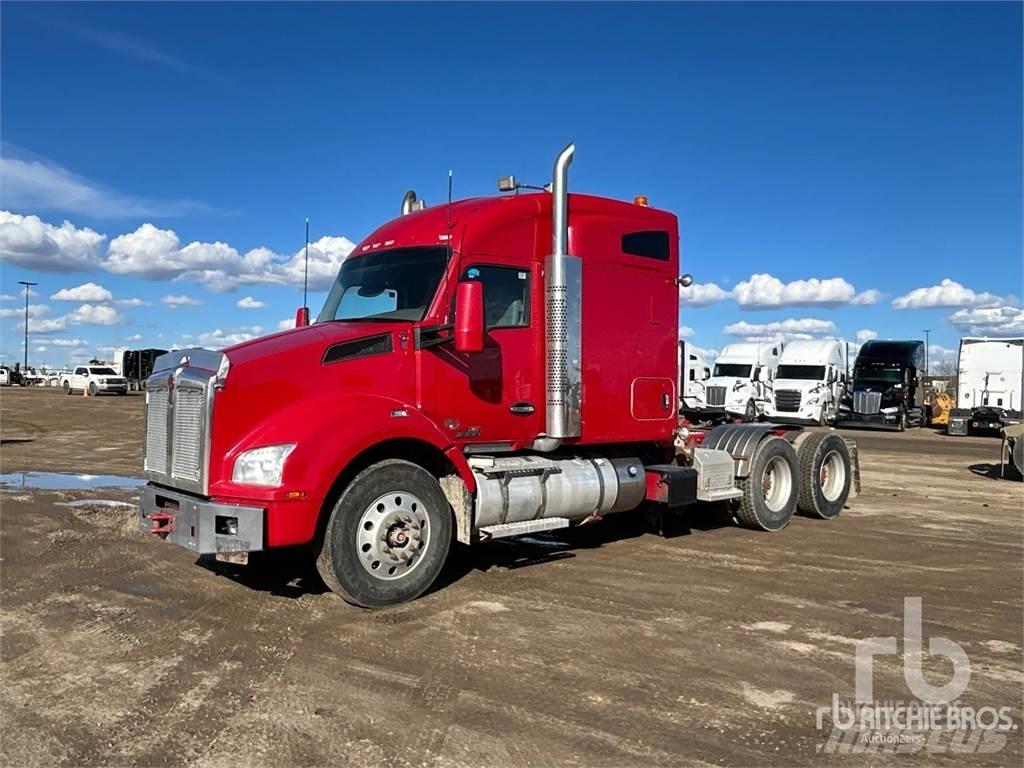 Kenworth T880 Седельные тягачи