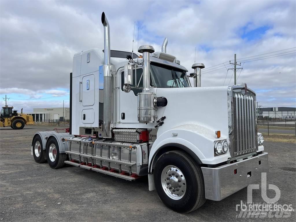 Kenworth T909 Седельные тягачи
