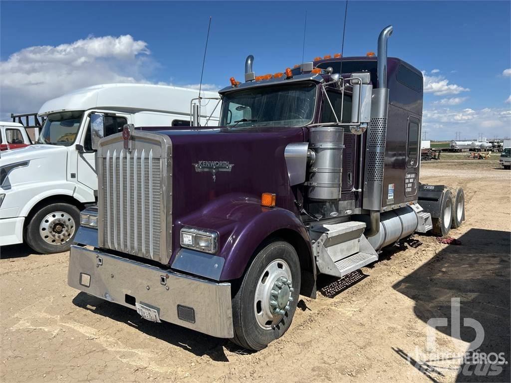 Kenworth W900 Седельные тягачи