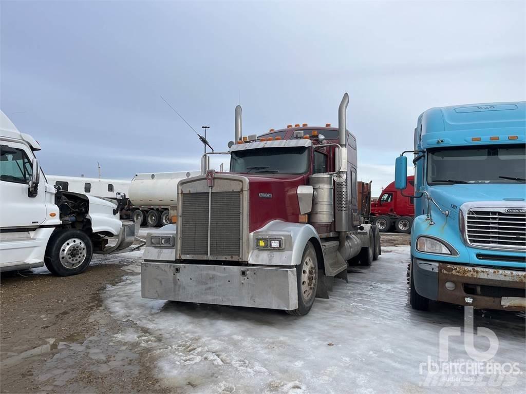 Kenworth W900 Седельные тягачи