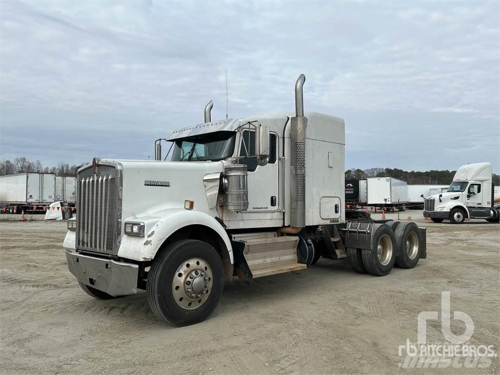 Kenworth W900 Седельные тягачи