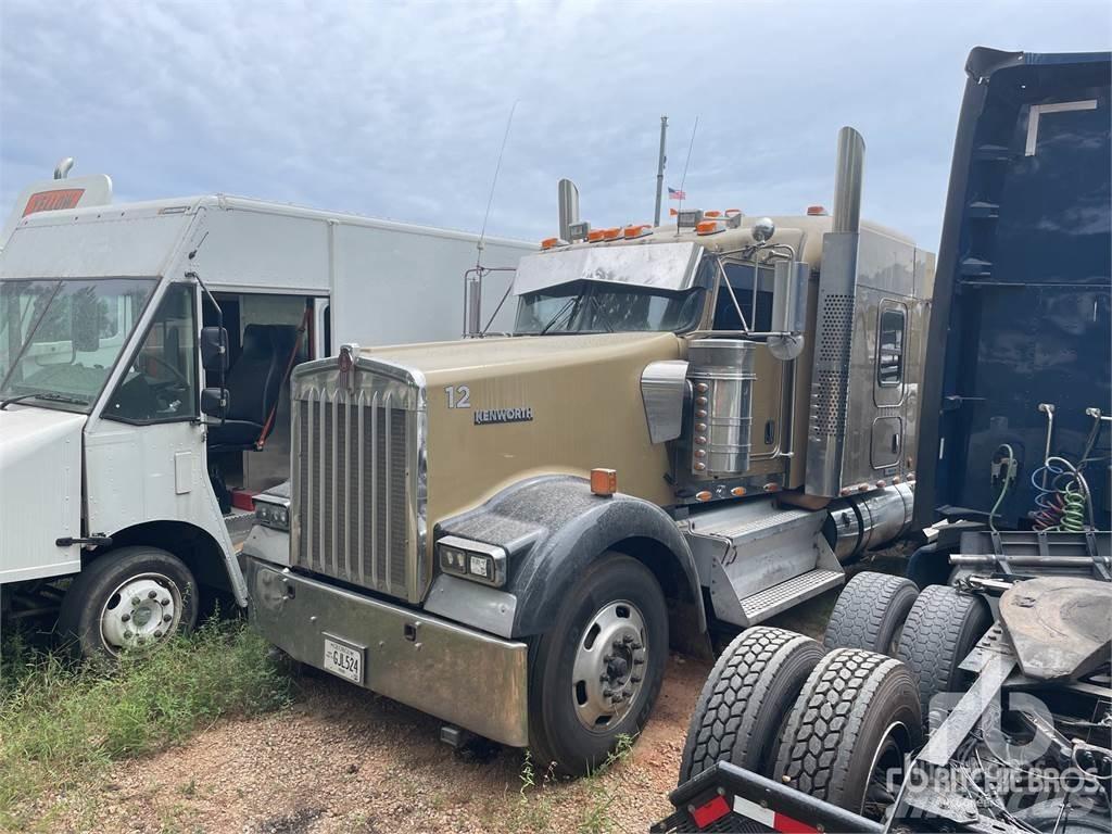 Kenworth W900 Седельные тягачи