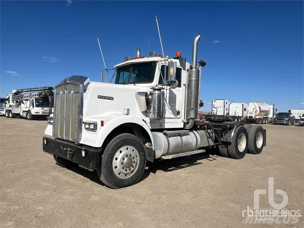 Kenworth W900 Седельные тягачи