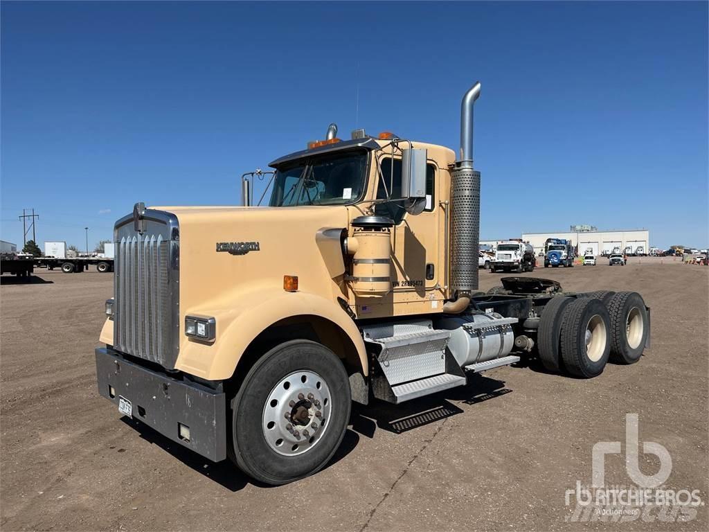 Kenworth W900 Седельные тягачи