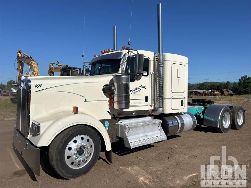 Kenworth W900 Седельные тягачи