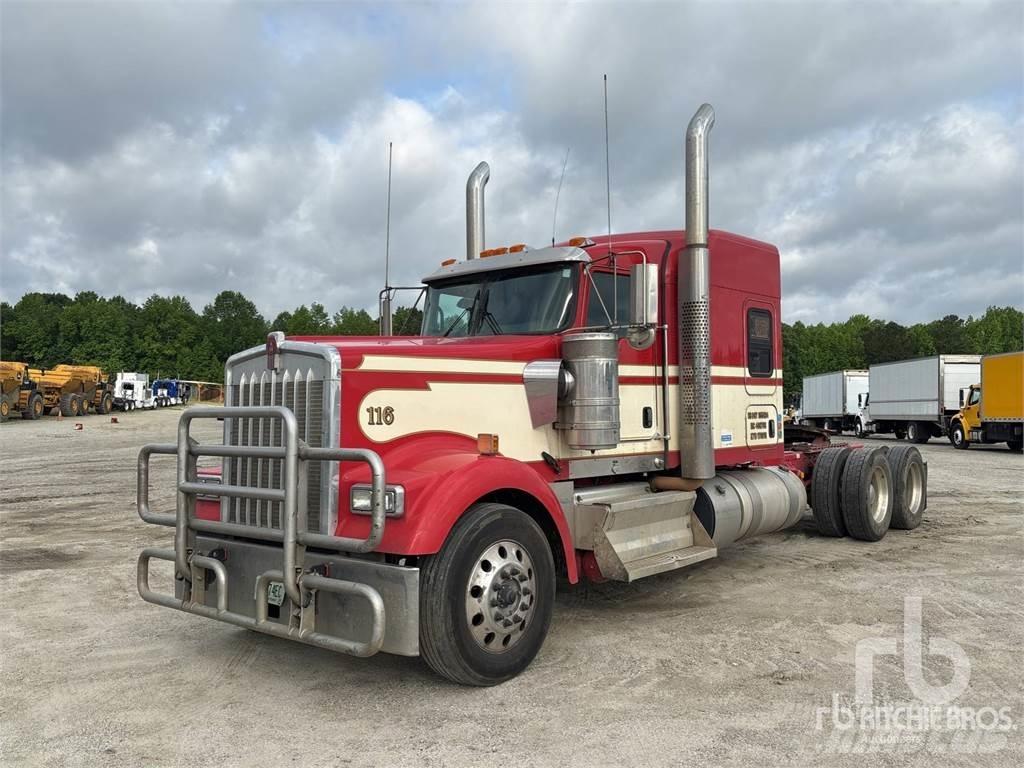 Kenworth W900L Седельные тягачи