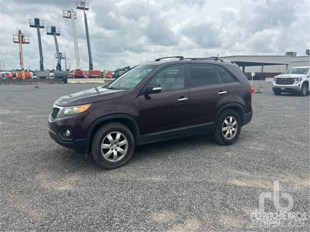 Kia SORENTO Легковые автомобили