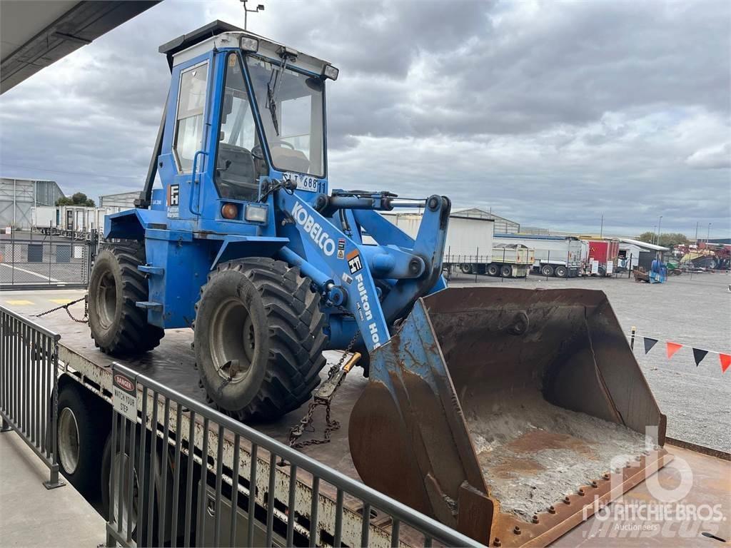 Kobelco LK200 Фронтальные погрузчики