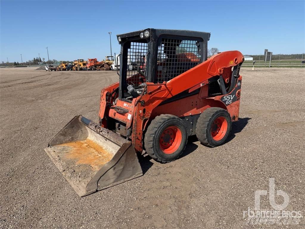 Kubota SSV65 Мини-погрузчики
