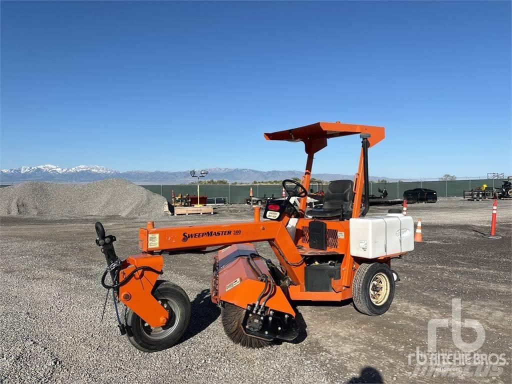 Lay-Mor SM300 Внутренние подметальные машины