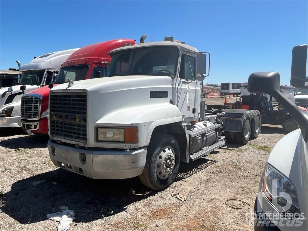 Mack CH613 Седельные тягачи