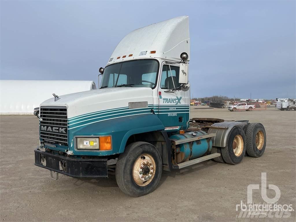 Mack CH613 Седельные тягачи