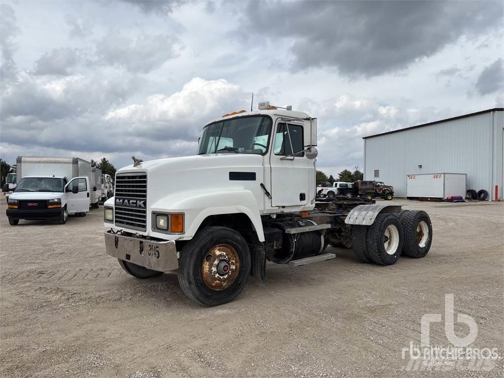 Mack CH613 Седельные тягачи