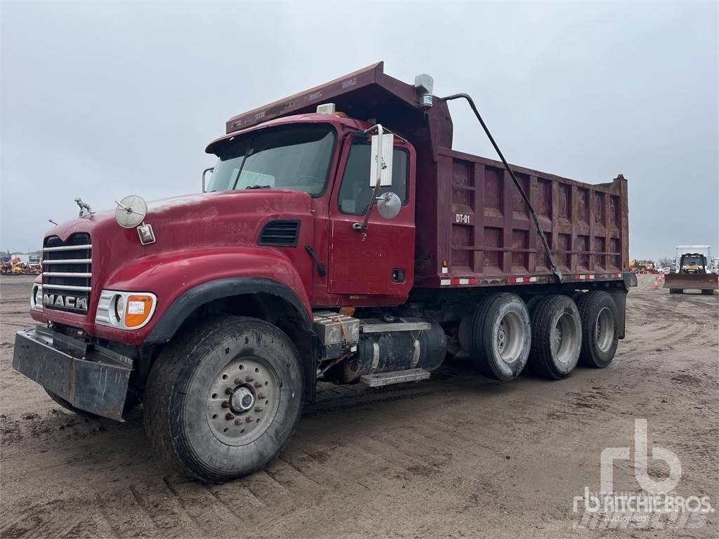 Mack CV713 Грузовики-Самосвалы