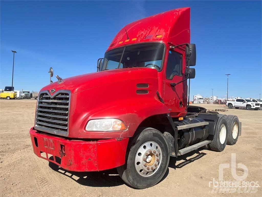Mack CX613 Седельные тягачи