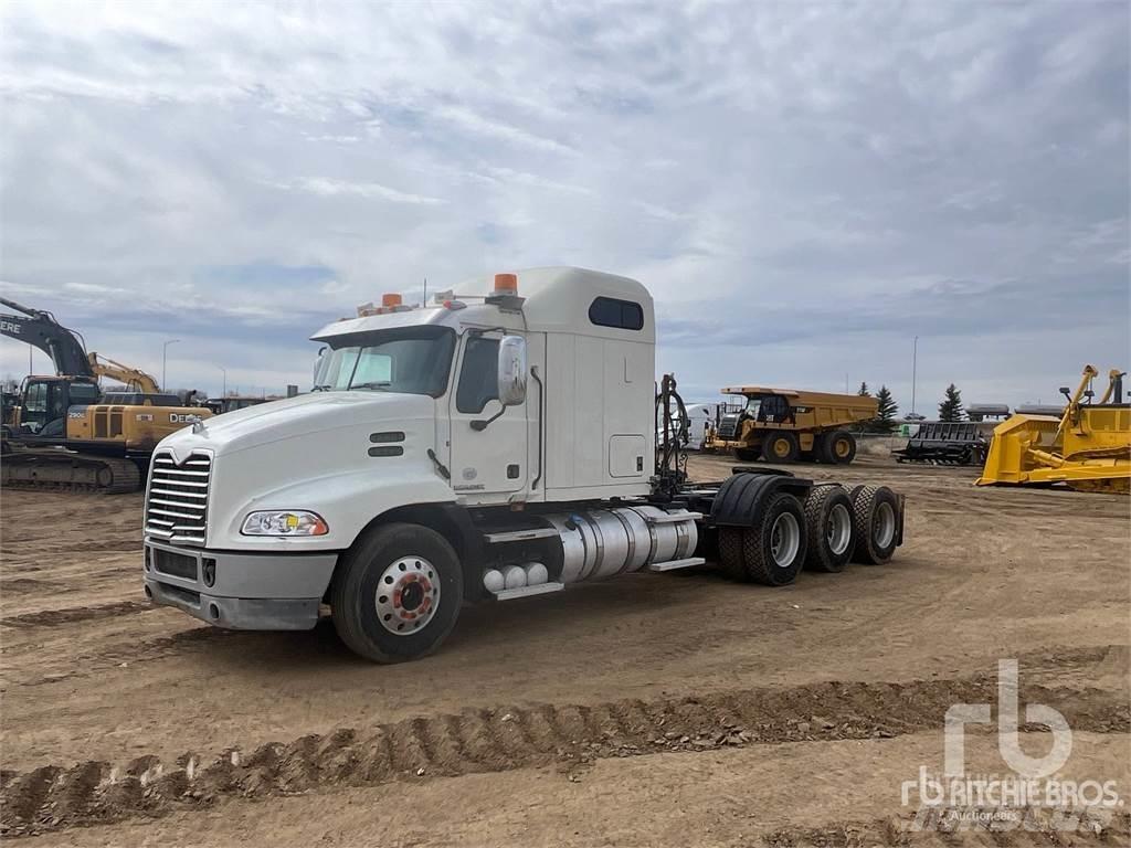 Mack CXU614 Седельные тягачи