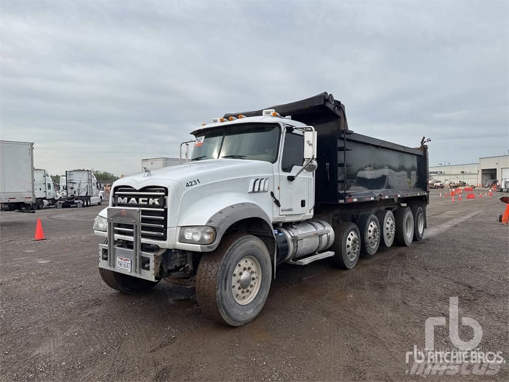 Mack GU713 Грузовики-Самосвалы