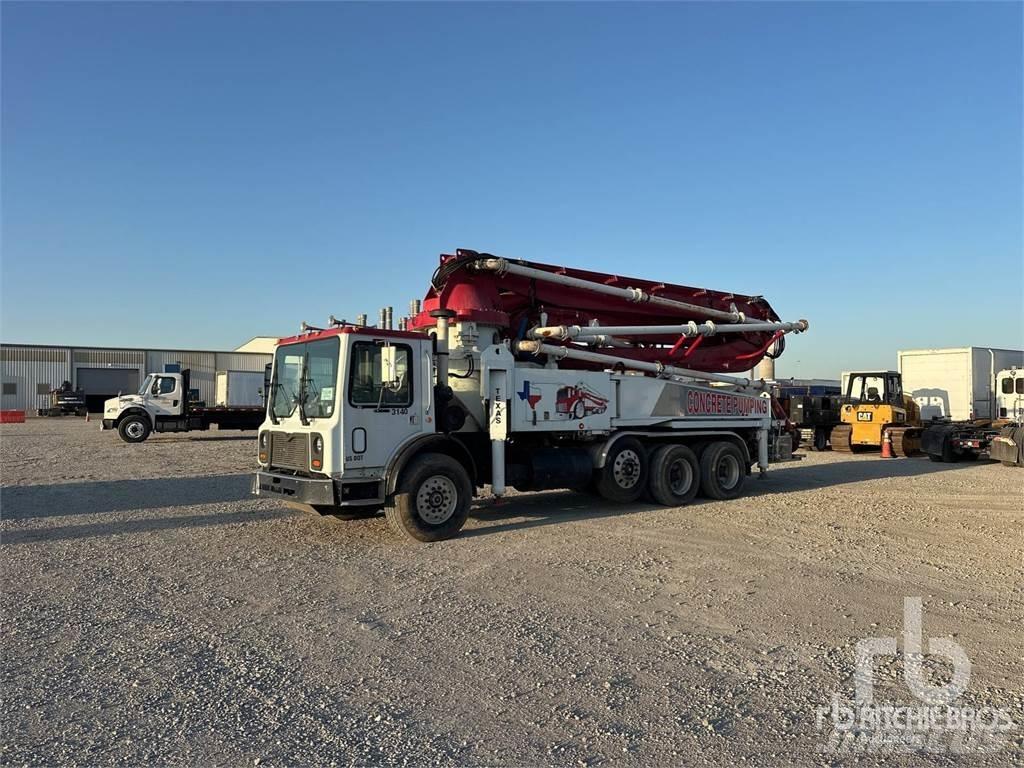 Mack MR Автобетоносмесители