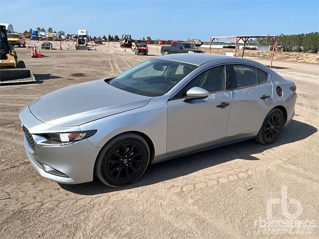 Mazda 3 Легковые автомобили