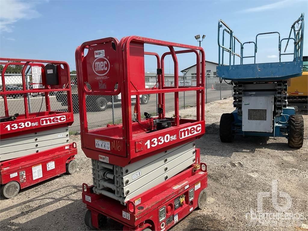 MEC 1330SE Ножничные подъемники