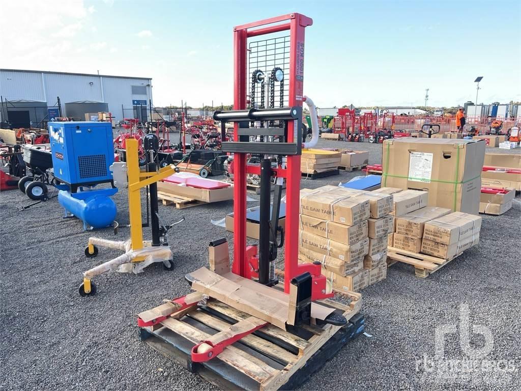 MultiQuip HT1C Стеллажи складские