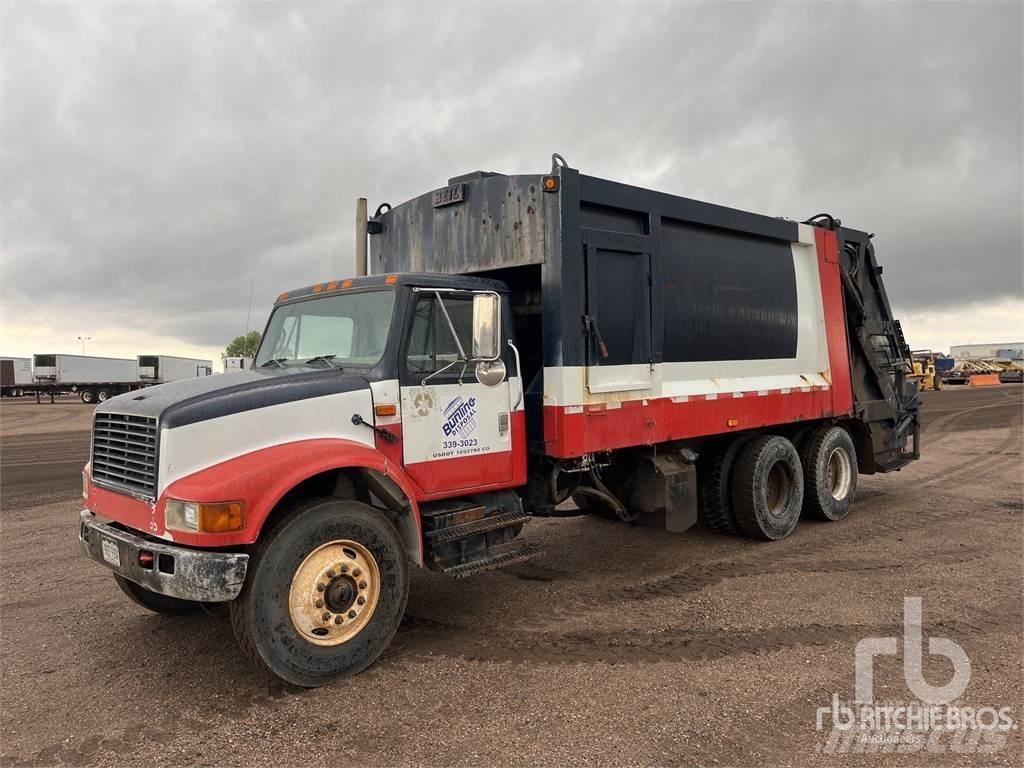 Navistar 4900 Мусоровозы