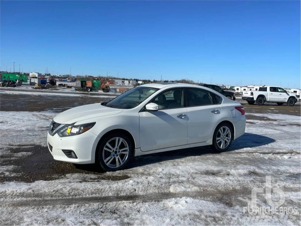 Nissan ALTIMA Легковые автомобили