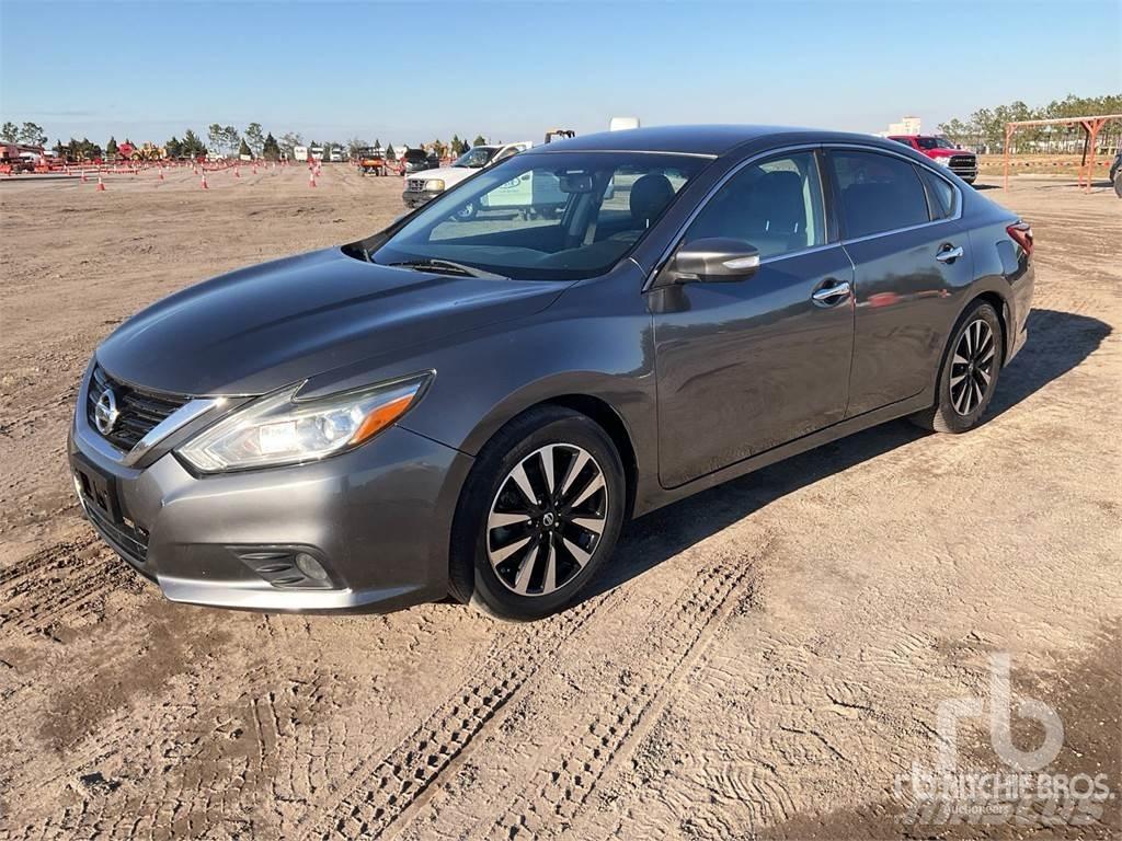 Nissan ALTIMA Легковые автомобили