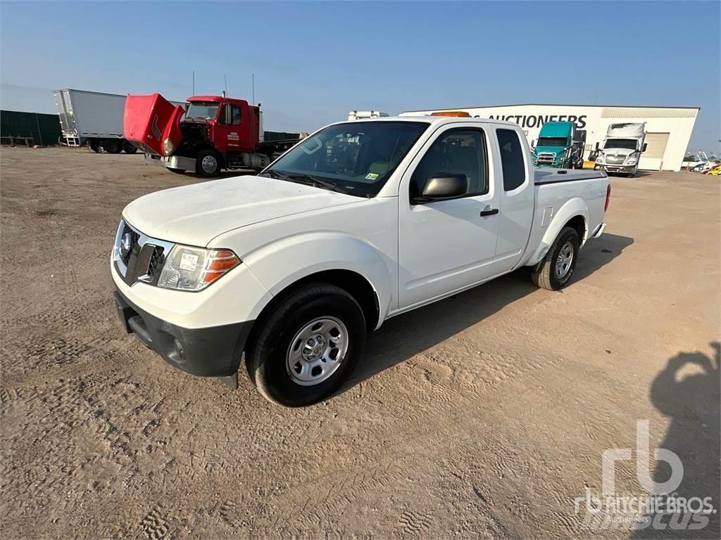 Nissan FRONTIER Бортовые фургоны